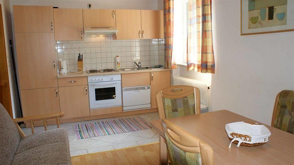 Landhaus Marlies Apartments 젤암제 외부 사진