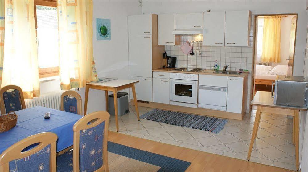 Landhaus Marlies Apartments 젤암제 외부 사진